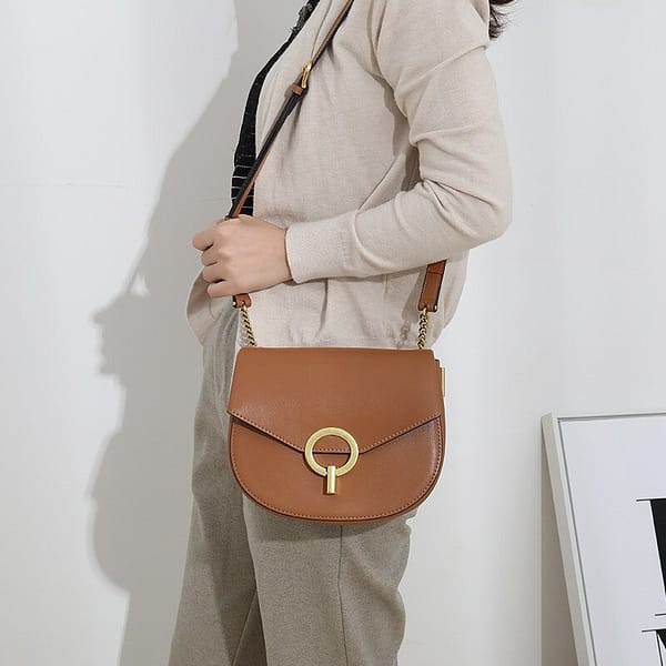 Women's handbags one shoulder BaoChun color restoring ancient ways fashion leather saddle bags women leisure oblique cross chain